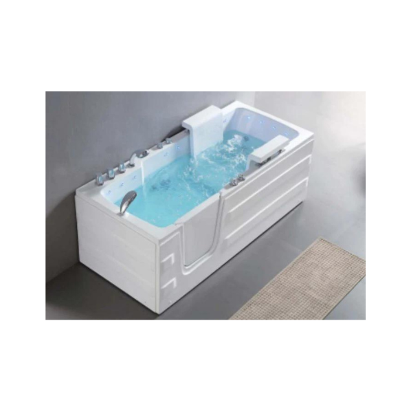 Barrierefreie Badewanne mit rutschfestem Boden, freistehend.